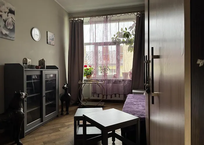 Cozy Ernesta 90m In The Centre - Three With Balcony Рига