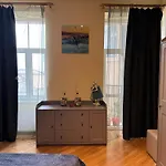 Appartement Ernesta Grand With Balcony 90m, Large Living With Kitchen, 2 Bedrooms Riga