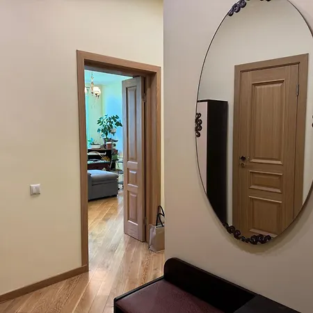 Ernesta Grand With Balcony 90m, Large Living With Kitchen, 2 Bedrooms Appartement Riga