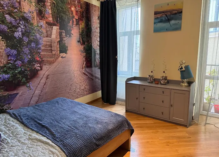 Cozy Ernesta 90m In The Centre - Three With Balcony Riga