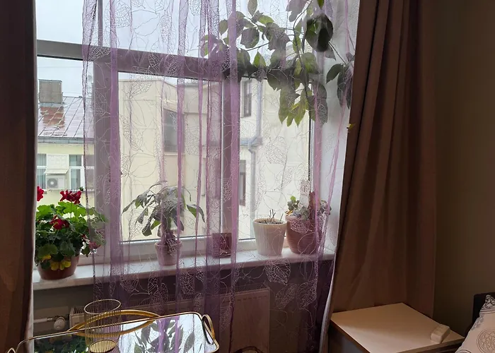 Cozy Ernesta 90m In The Centre - Three With Balcony Dzīvoklis *