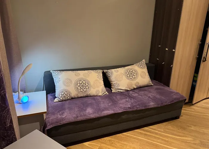 Cozy Ernesta 90m In The Centre - Three With Balcony Riga